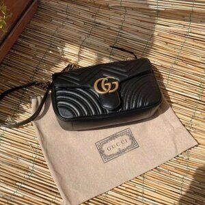Gucci GG Marmont Black Shoulder Bag